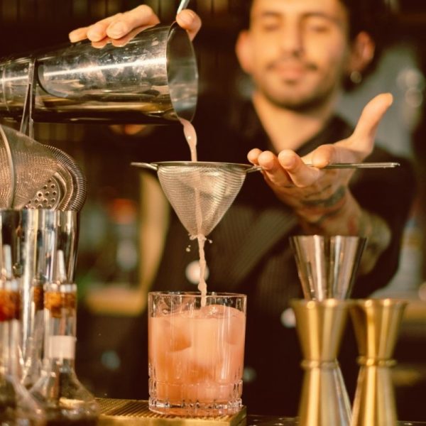 ELEMENTI BASE DI MIXOLOGY E ABBINAMENTO COCKTAIL corso occupati engim